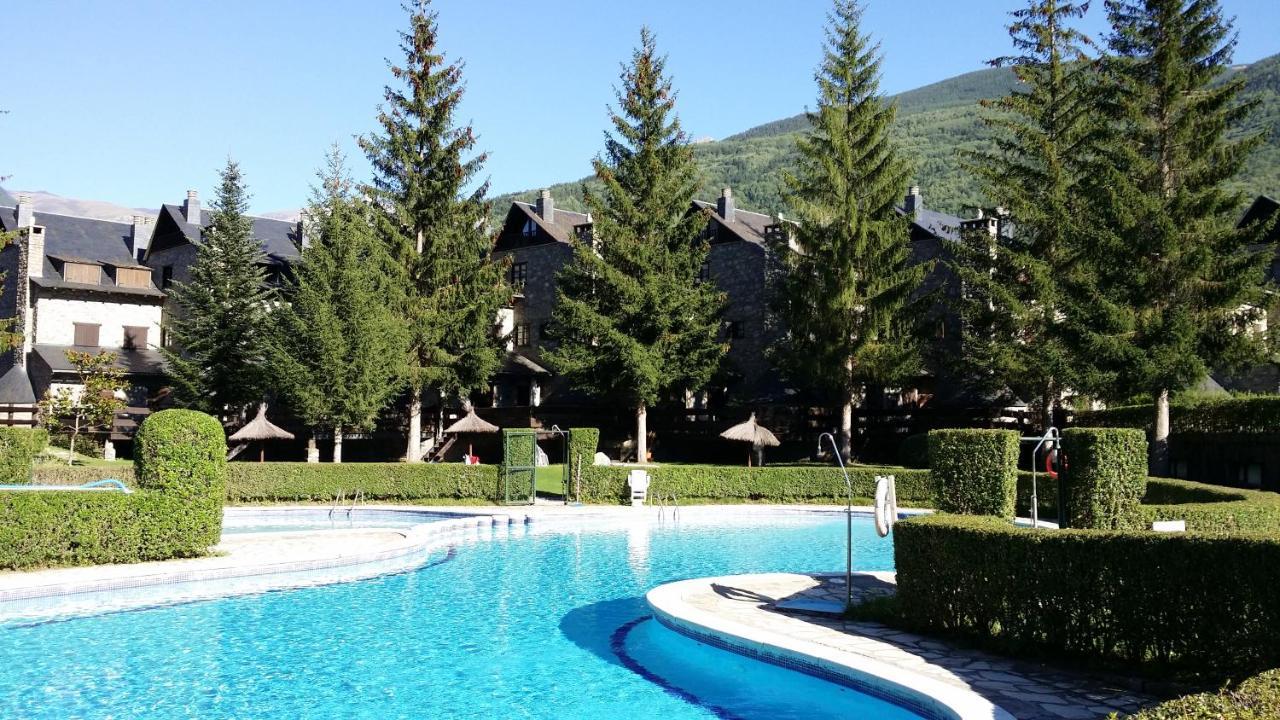 Inmocyma Residencial Linsoles-Valle De Benasque Eksteriør bilde