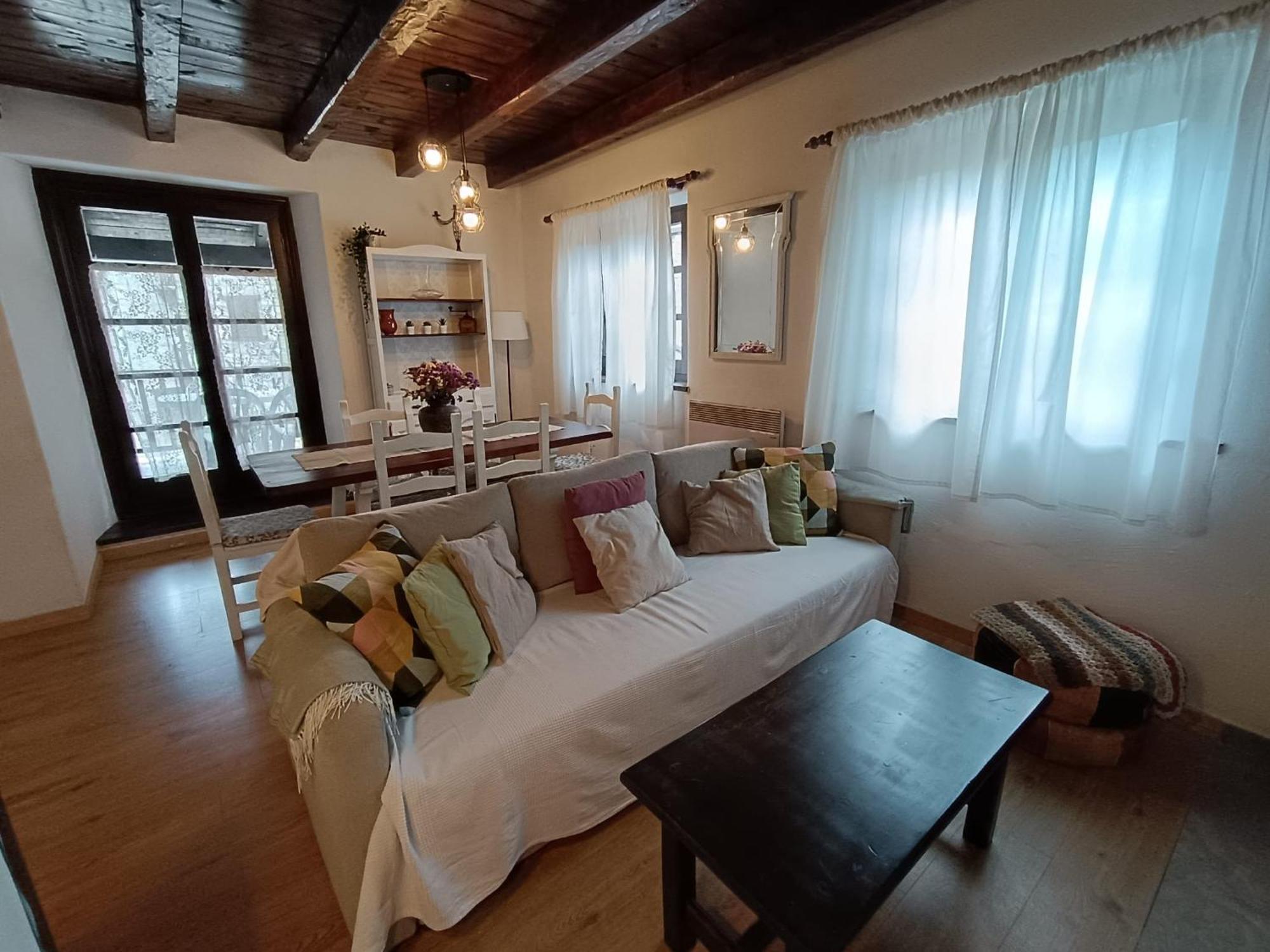 Inmocyma Residencial Linsoles-Valle De Benasque Eksteriør bilde